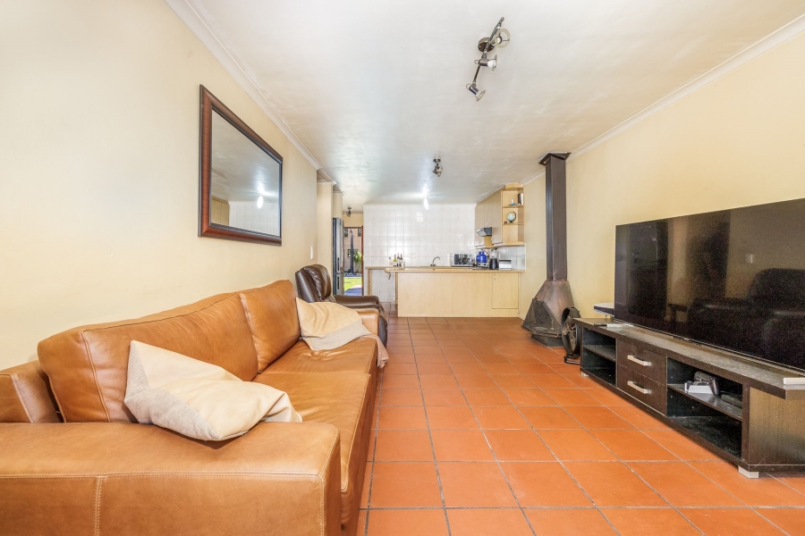 2 Bedroom Property for Sale in Kleinbron Estate Western Cape